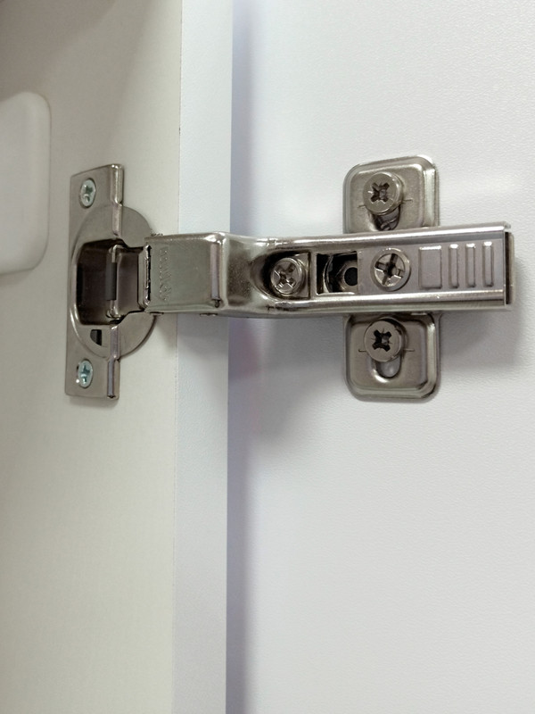 Зеркало-шкаф Allure LED 350х650 правый